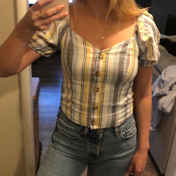 Pin stripped crop top - Picture 2 of 4